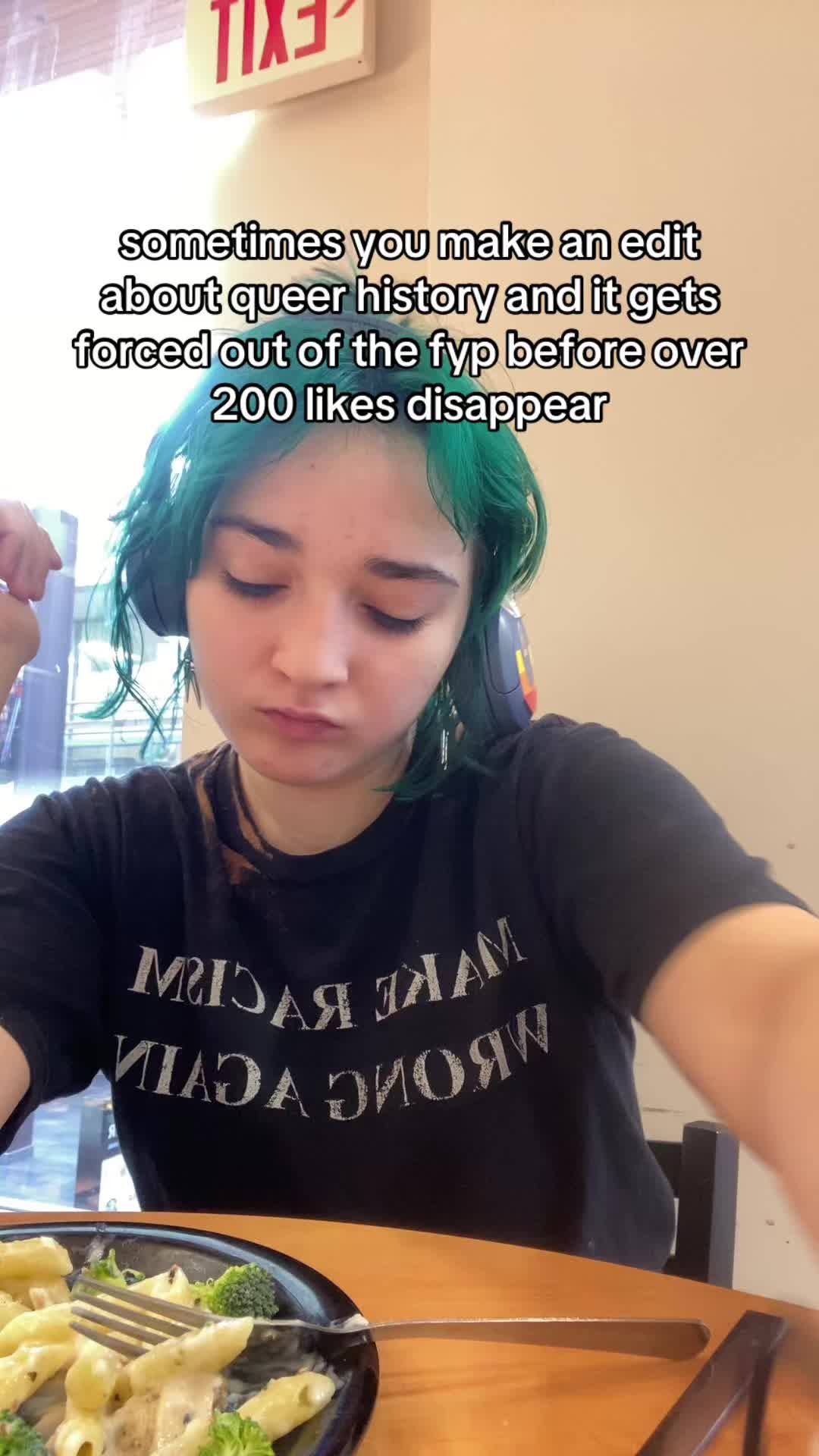 @lesbian_h8r