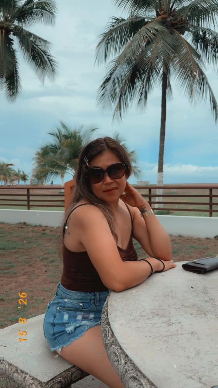 @Blingedbysonia