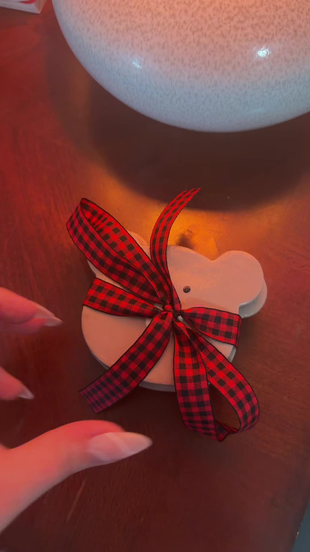 @LuckyOneCo