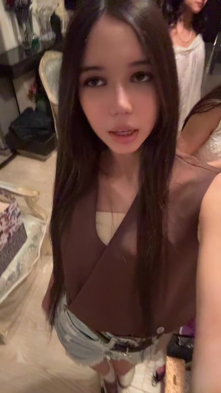 @𝘁𝗮𝗻𝗮𝘇