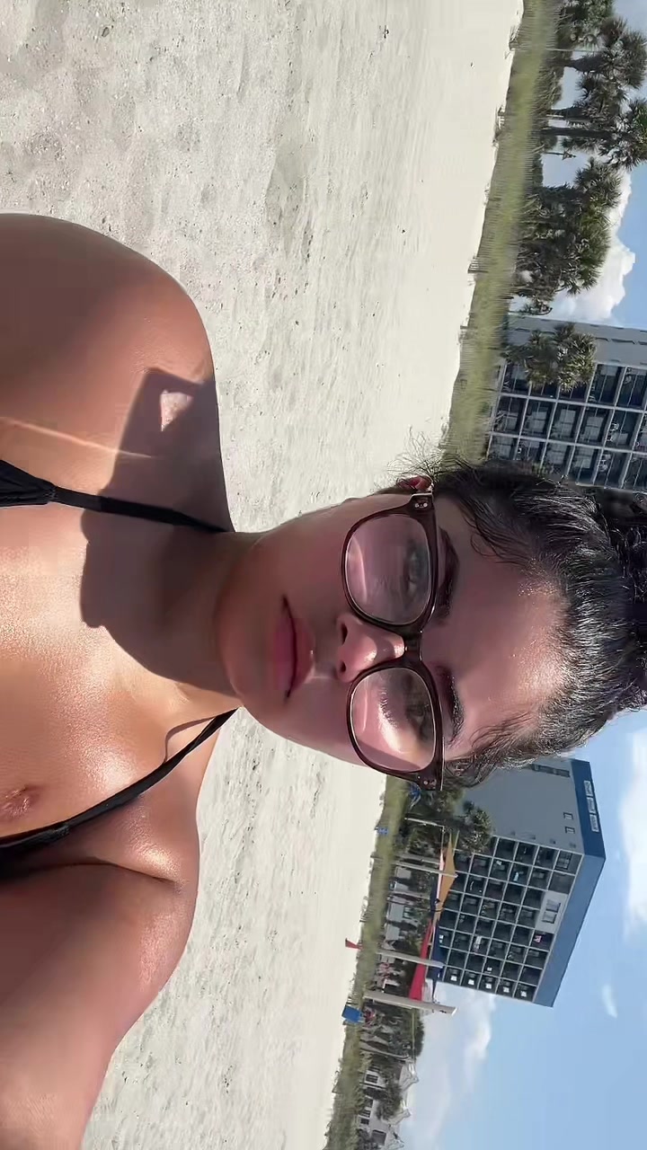 @SlamGlam