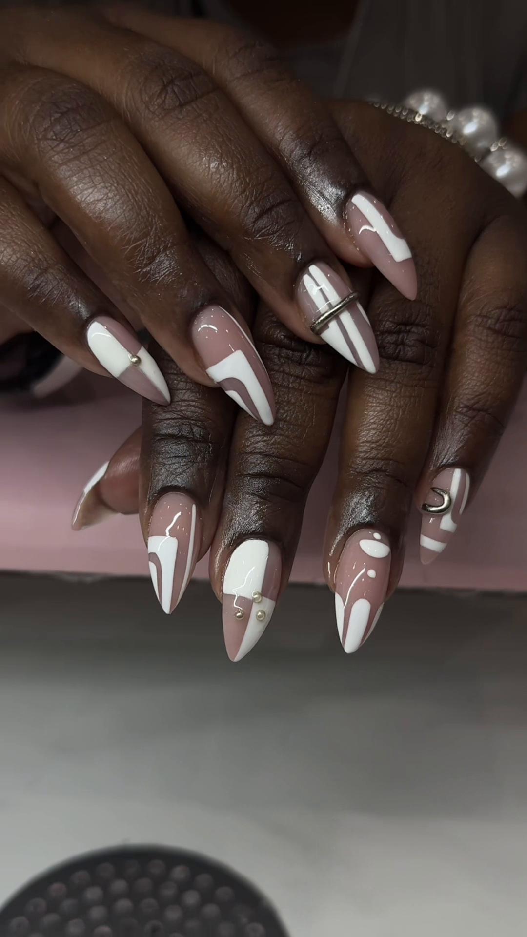 @Beauty by Cynn