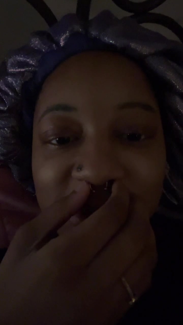 @leehan is a fart smella