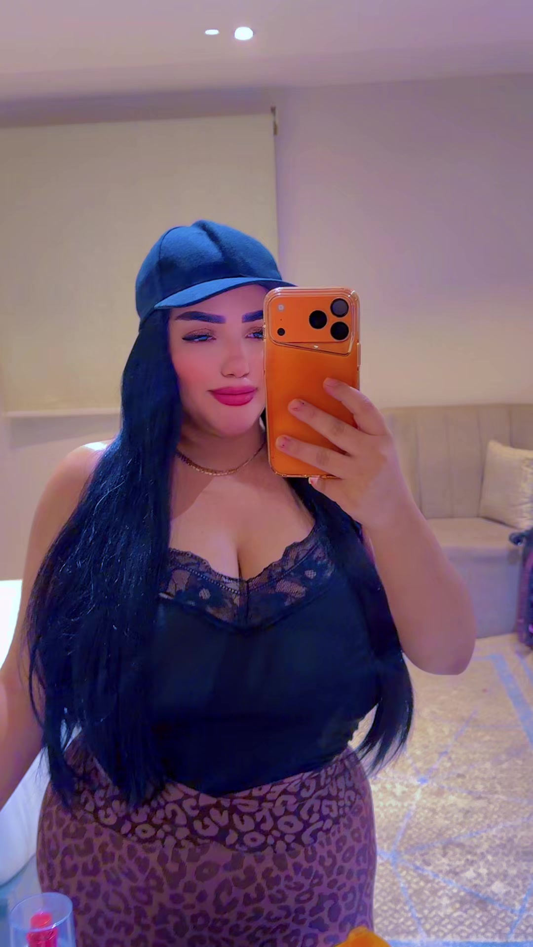 @👑sahoura👑