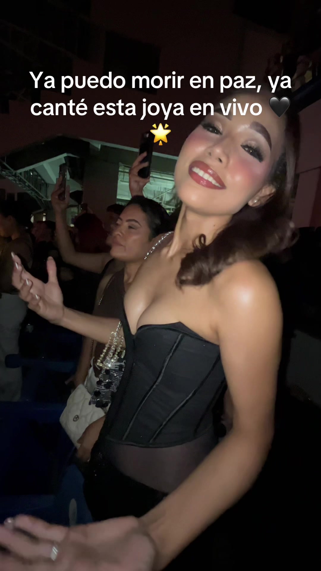 @Ashly🎀✨🤍