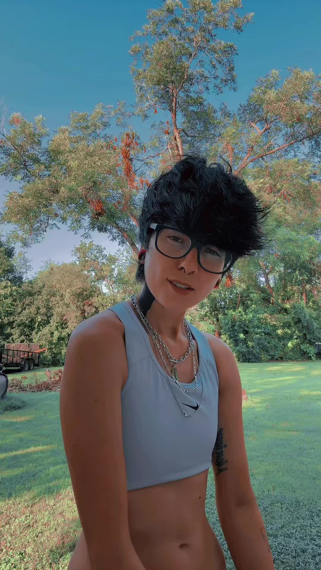 @MegMeOut๐ค