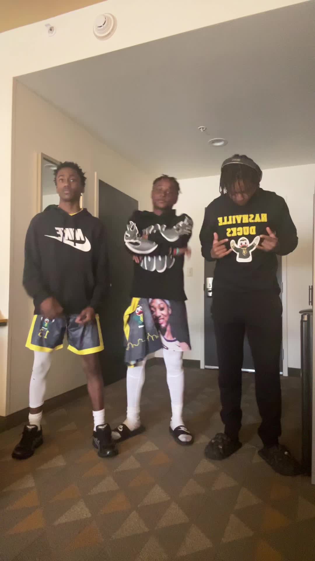 @B3