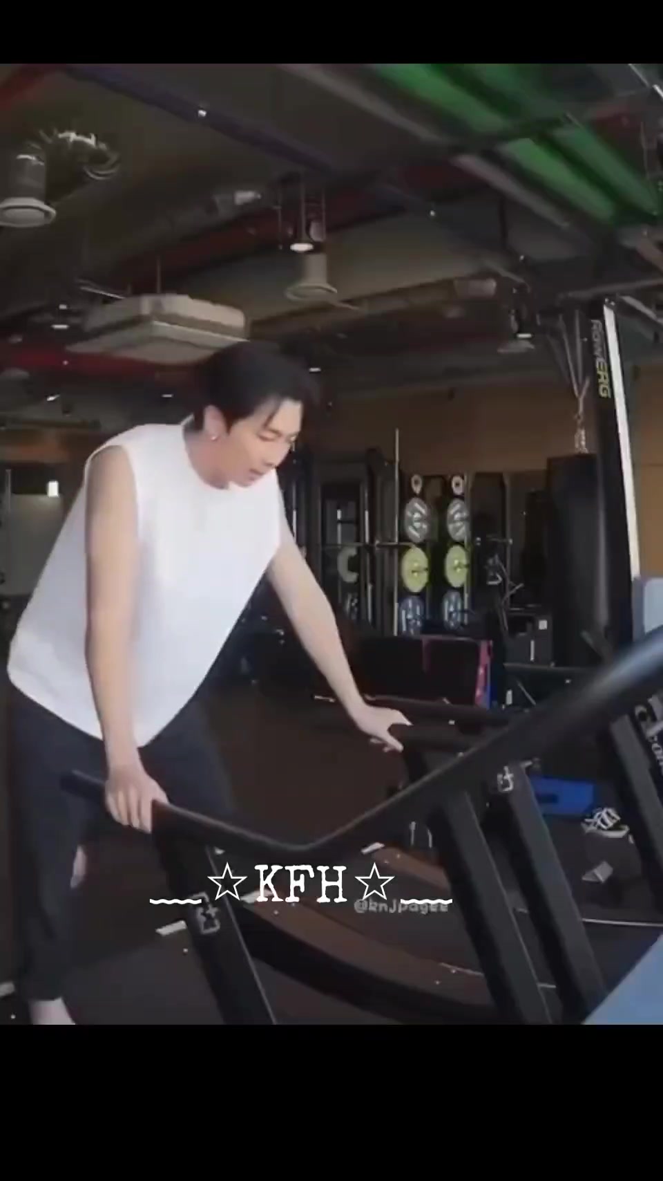 @🇮🇩KimFitriHanyy🦙🇹🇼