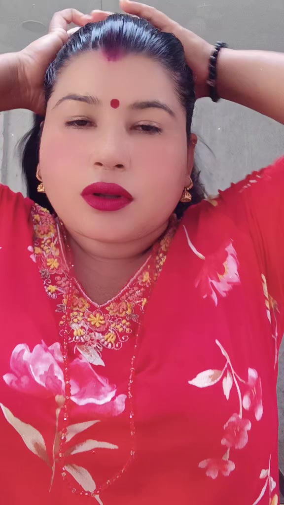 @Reesika Ratna Reesik