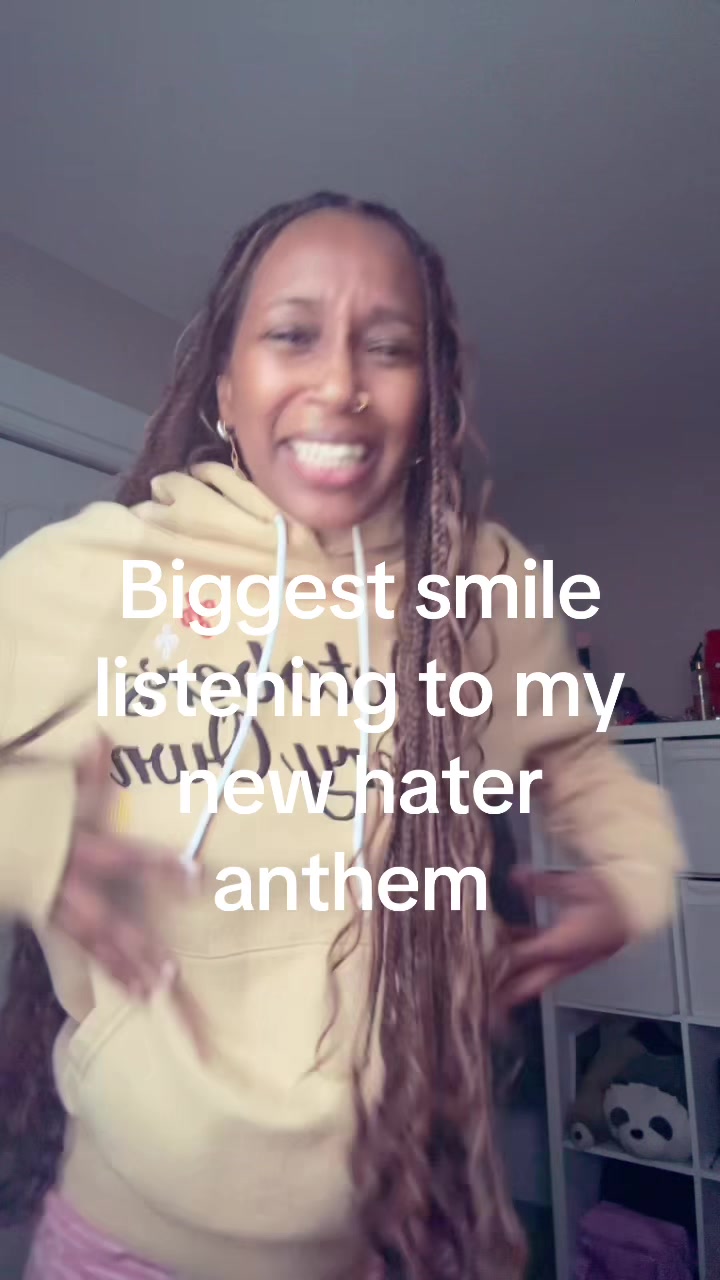 @champagnehowie