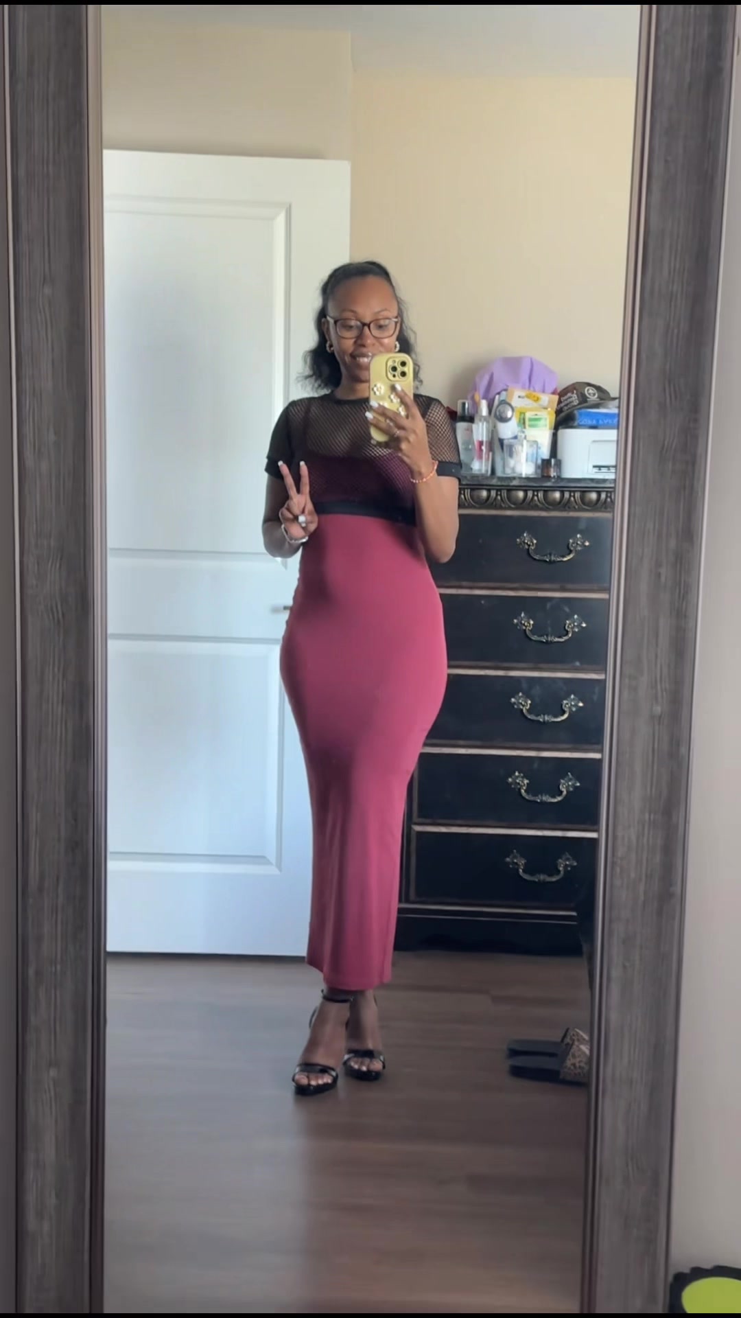 @Sharie_Monet