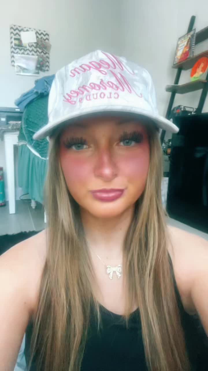 @jordyn 💗🛍️💐🦄