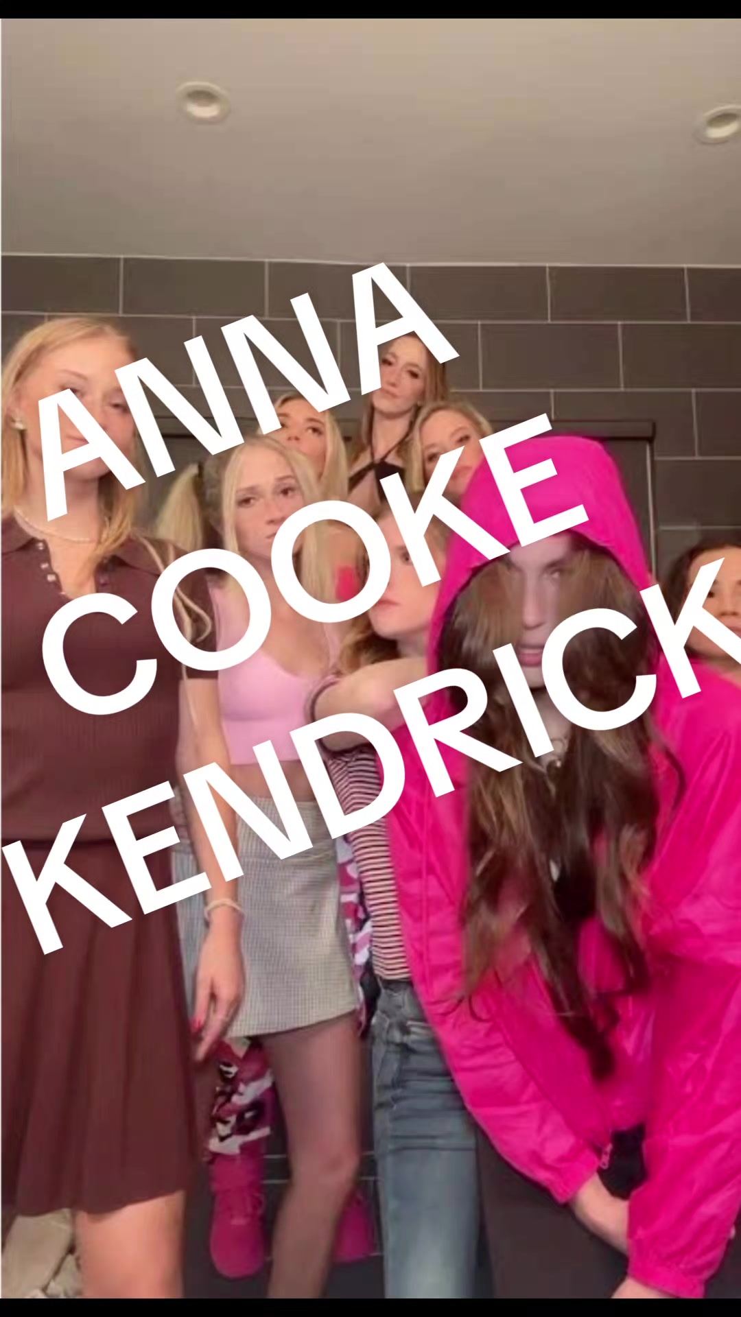@Bechloe Pitch perfect freak