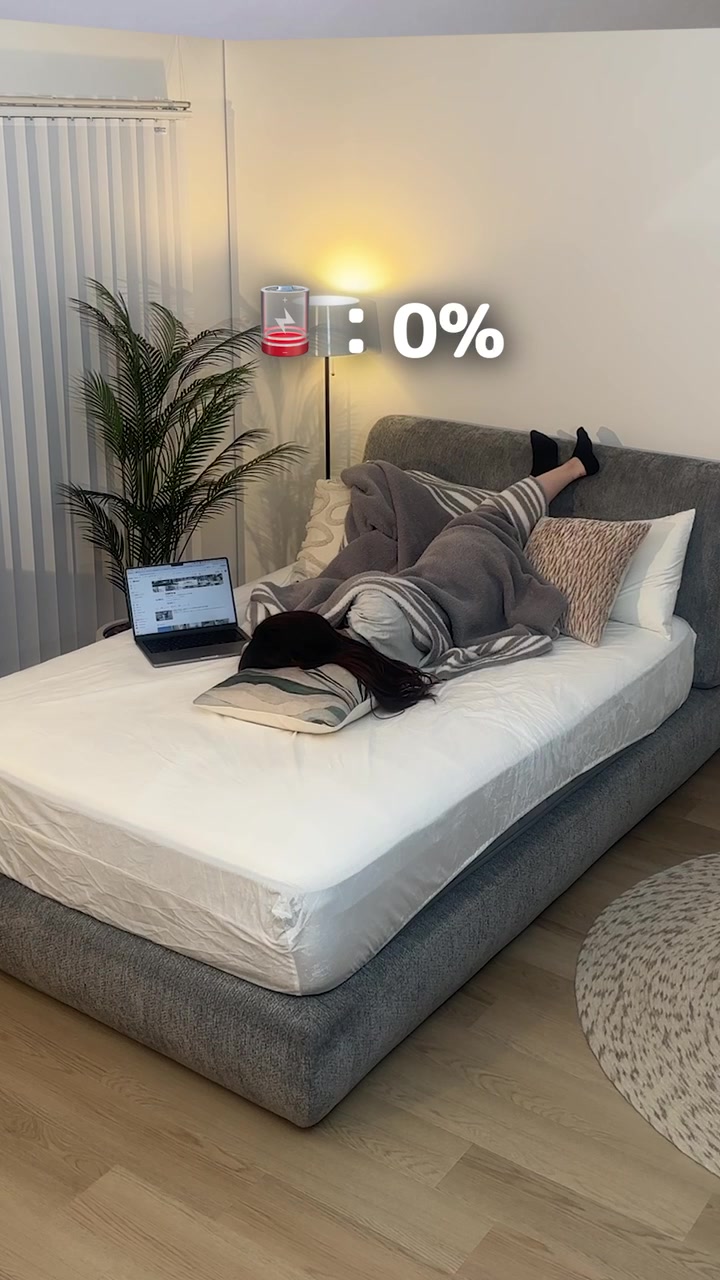 @LOWYA