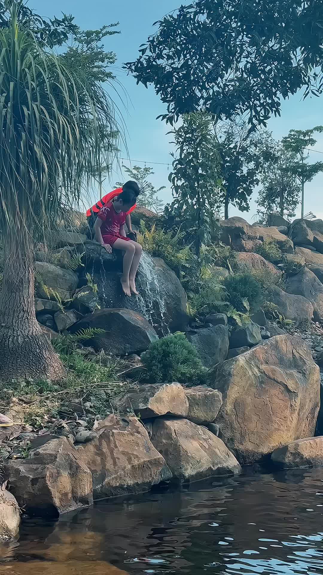 @Canary Hill Vietnam