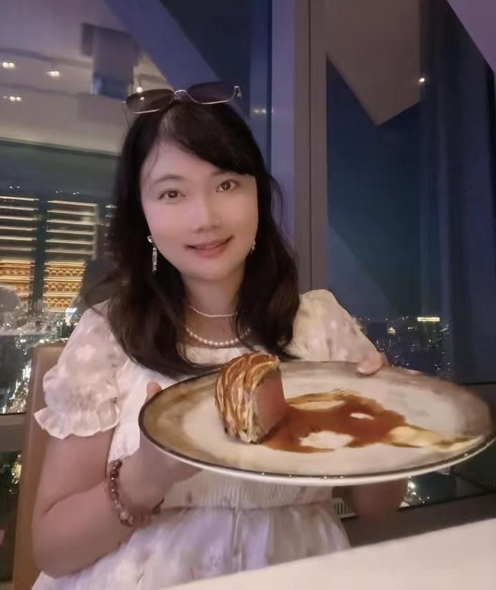@愛吃東西的加菲貓吧💕