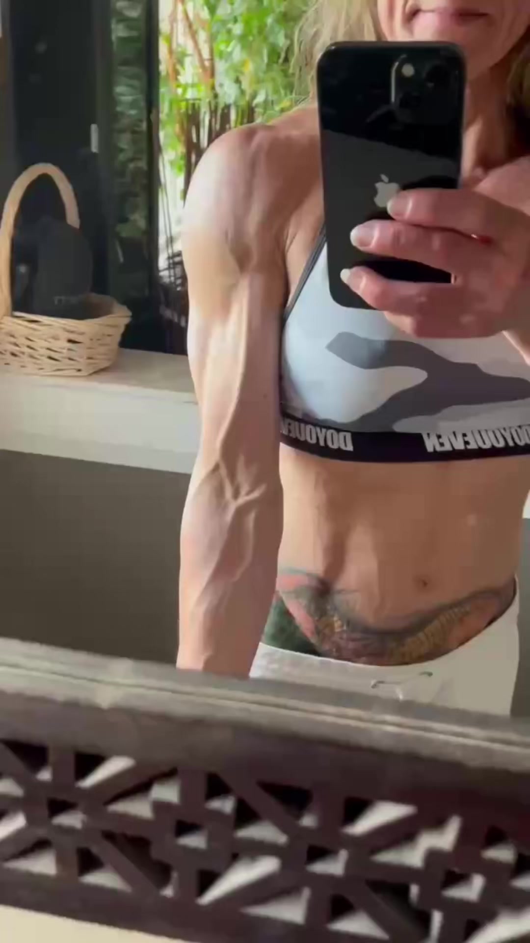 @shelleymorrisbell IFBB PRO