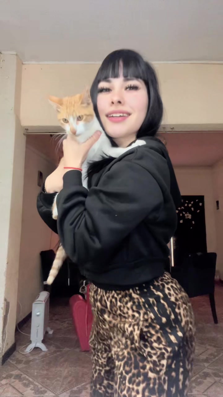 @𝓿𝓪𝓵𝓮𝓷𝓽𝓽𝓲𝓷𝓪𝓪 ❤️&zwj;🔥