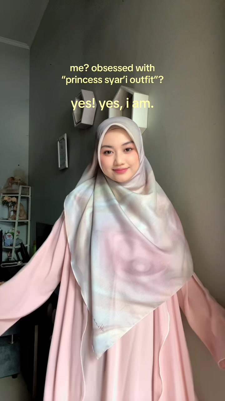 @r i a a a 𐙚