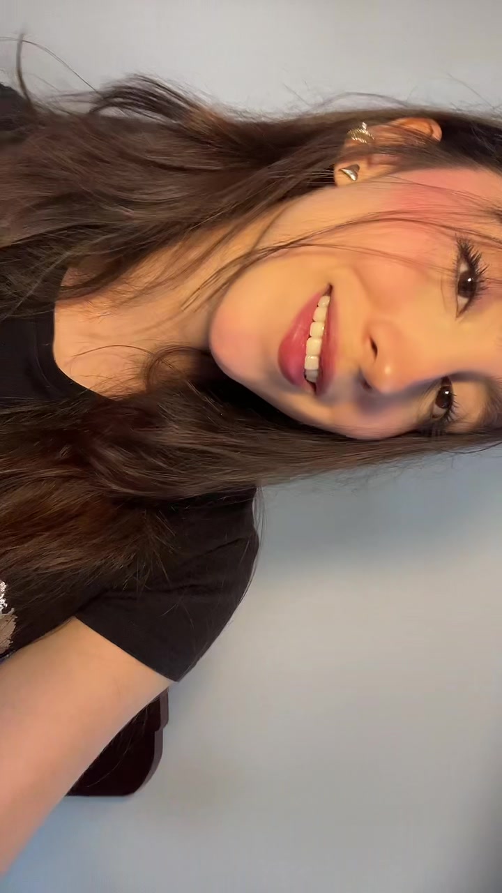 @Isabellaa