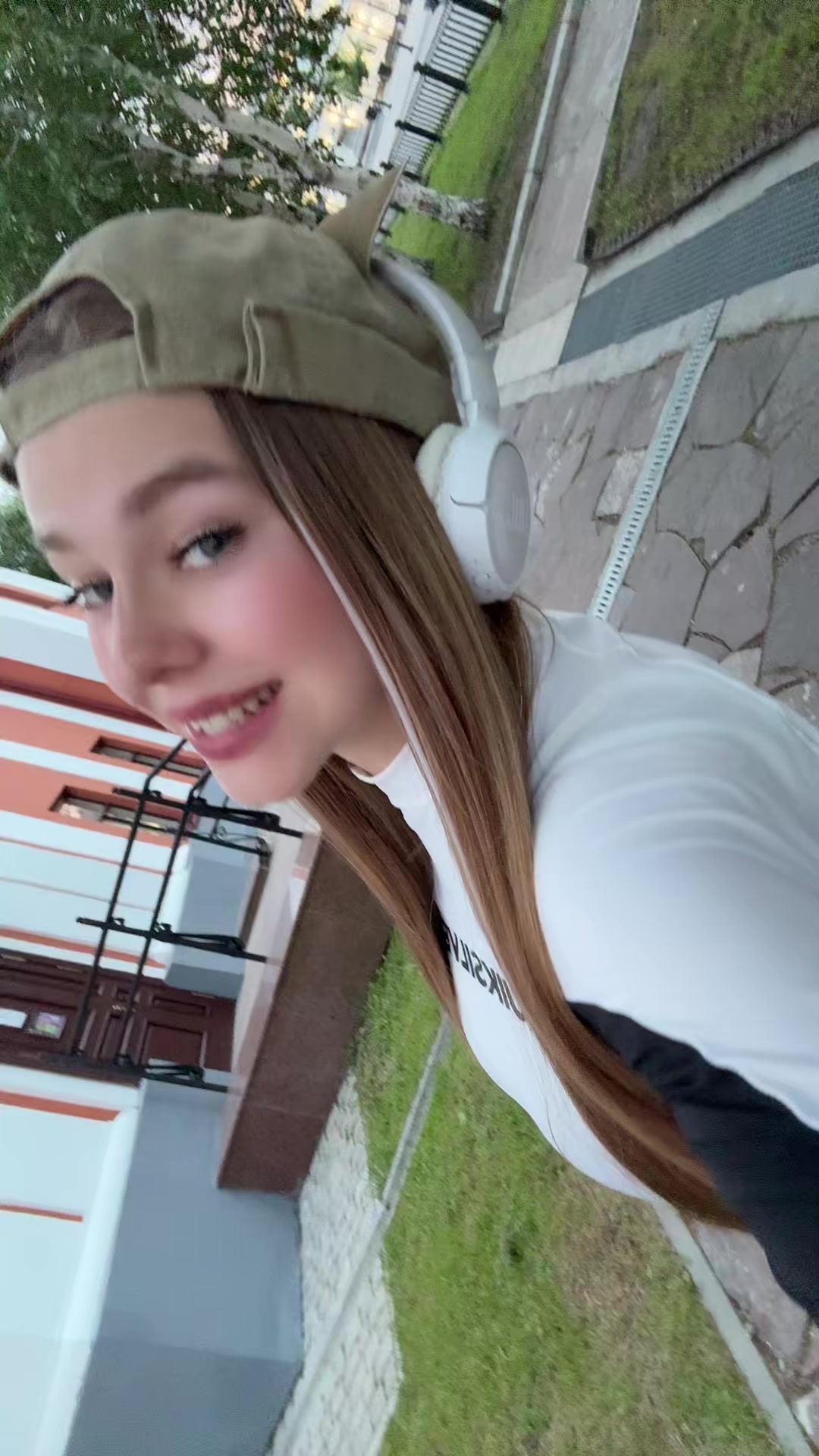 @Krisss