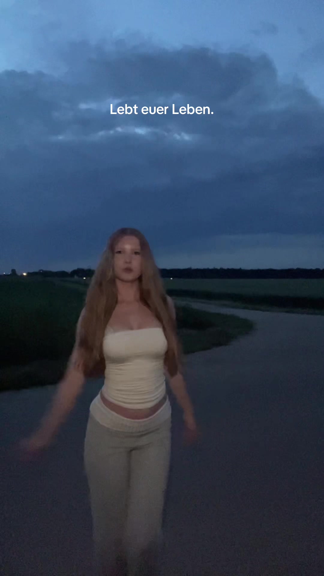 @Hoezluv.lara2