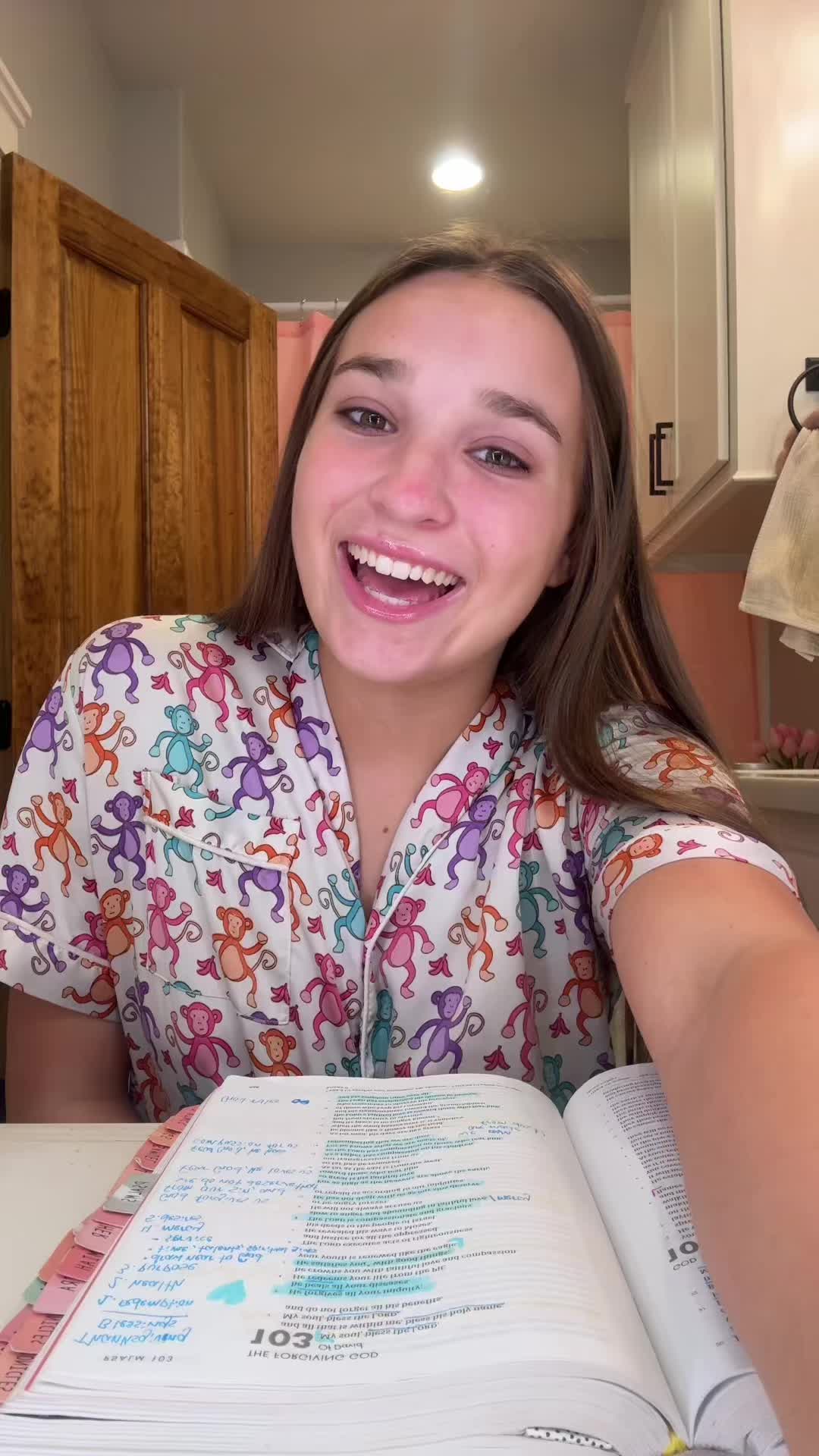 @ava!