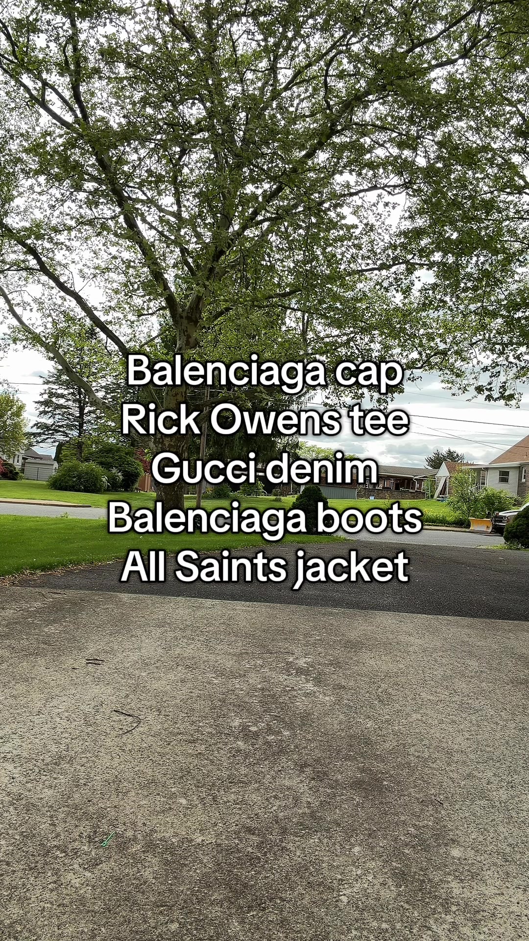 @BalenciOwens