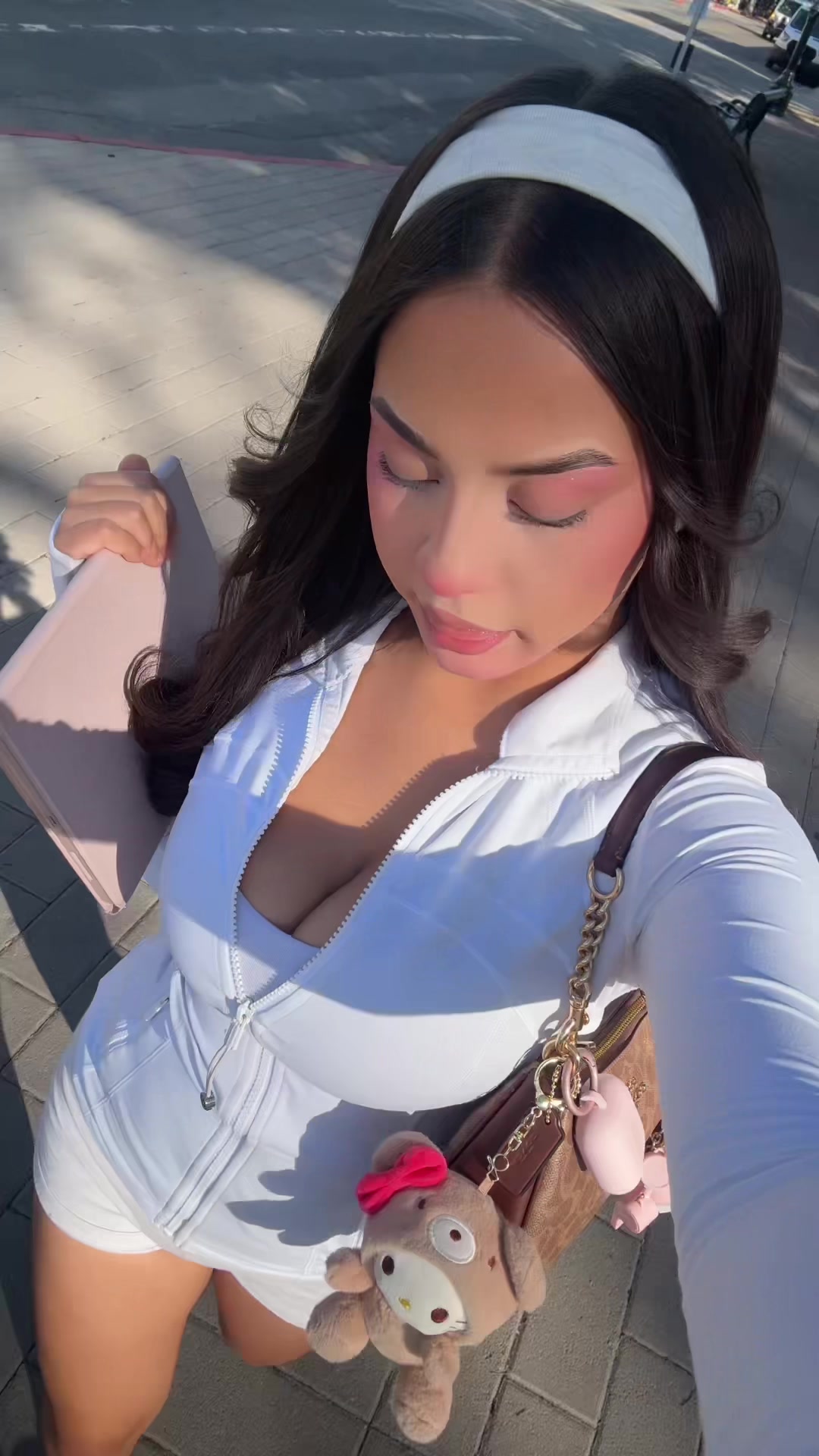@𝒿𝒶𝓏𝓁𝑒𝓃𝑒 𝒶𝓃𝒶𝒽𝒾