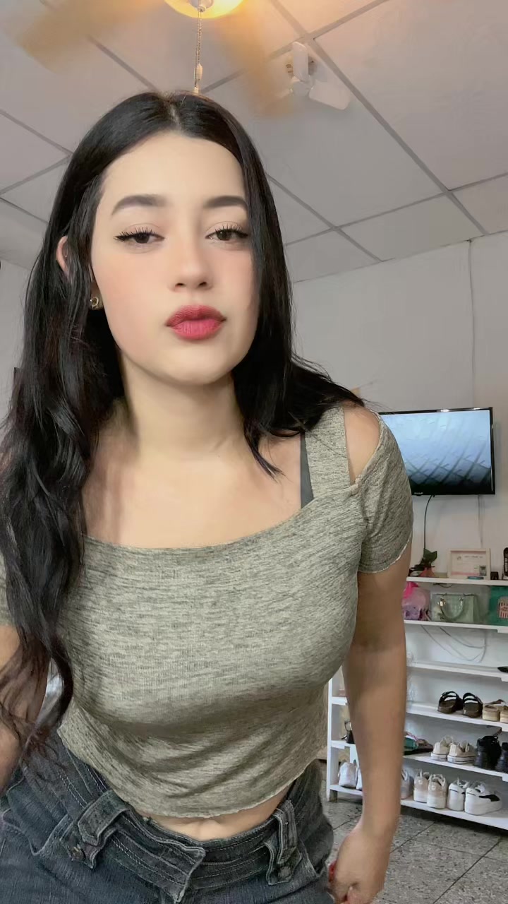 @𝘿𝙖𝙡𝙞𝙖 𝙎𝙖𝙣𝙙𝙤𝙫𝙖𝙡