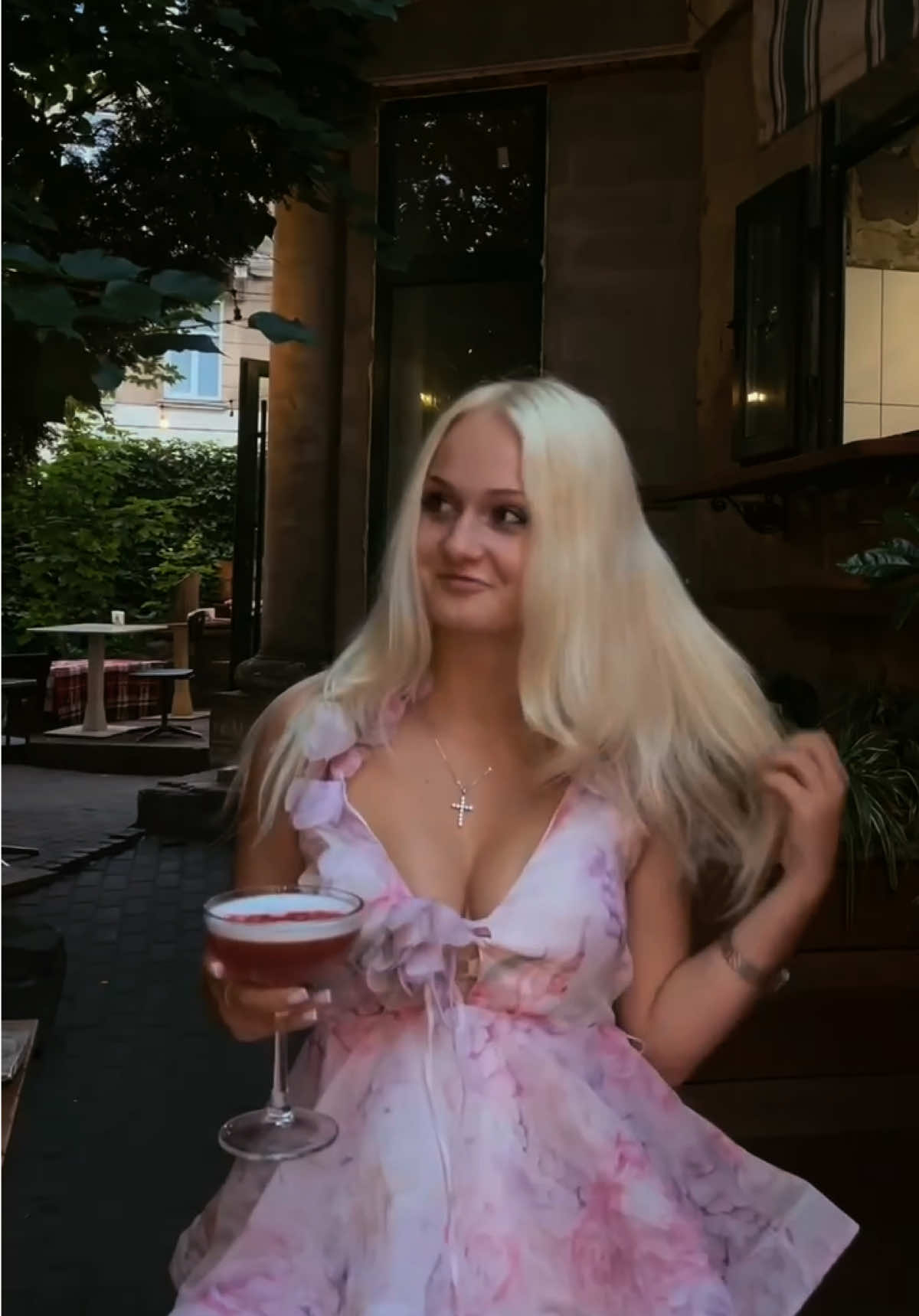@velvexy