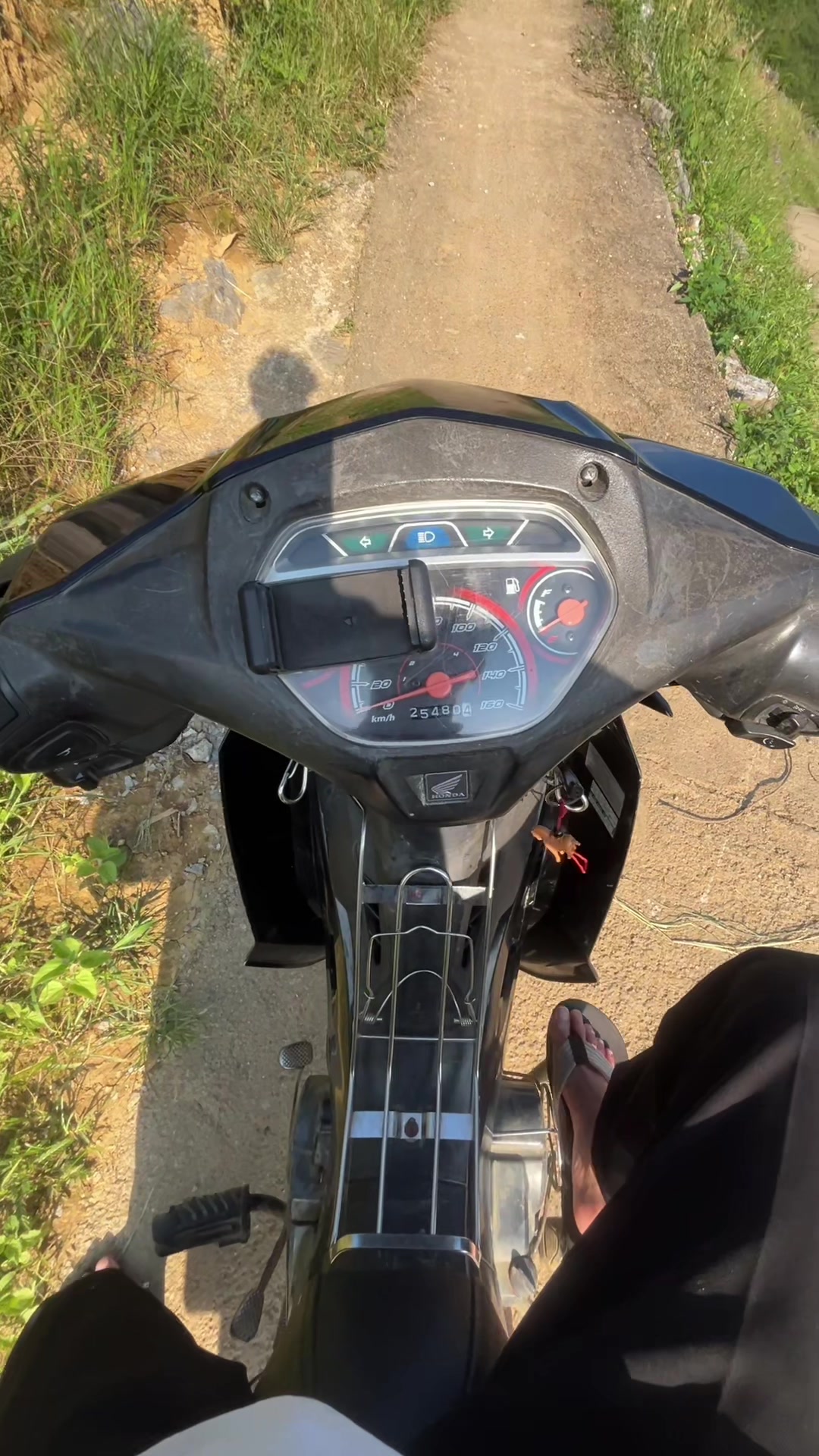 @LÍU 🇻🇳☣️