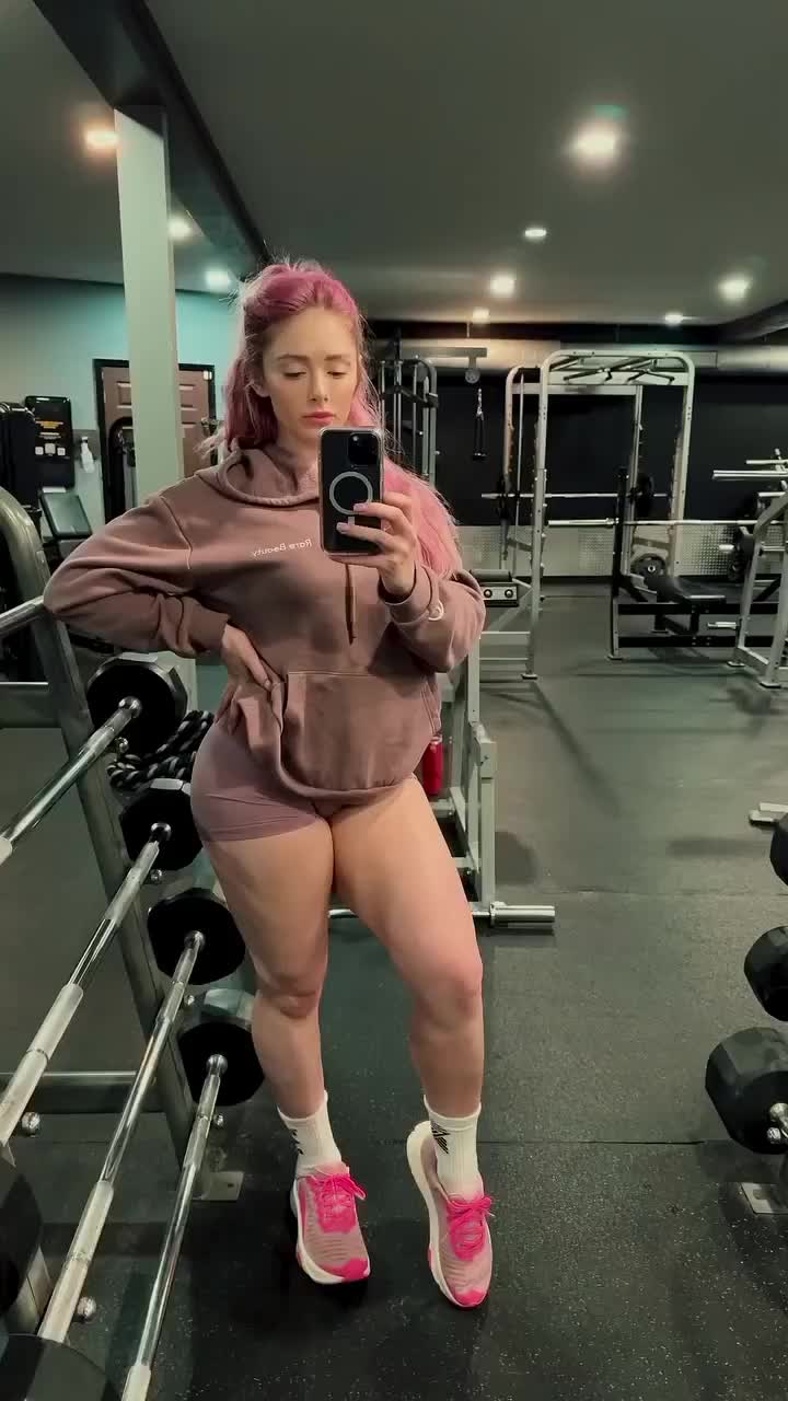 @user81102256036