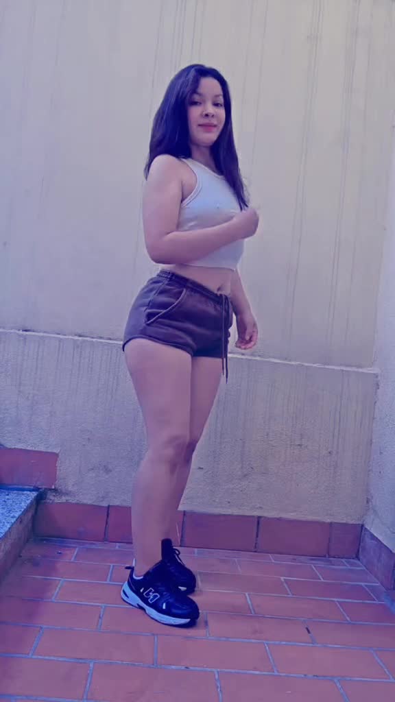 @💋🇭🇳 isismejia 💫🇪🇦