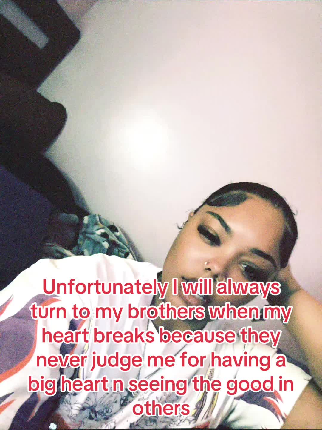 @thelyssarayne