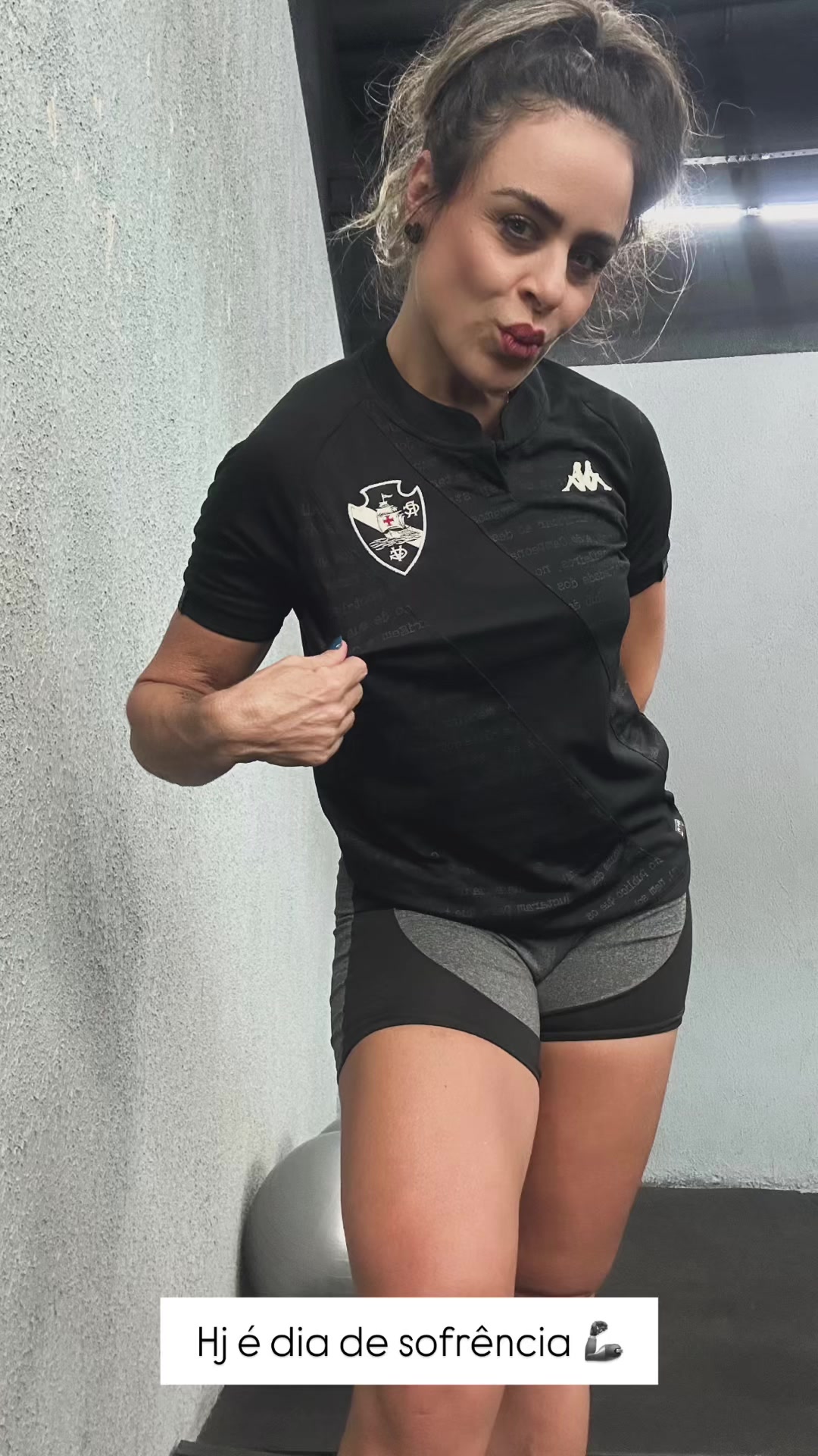 @mayrafabricio