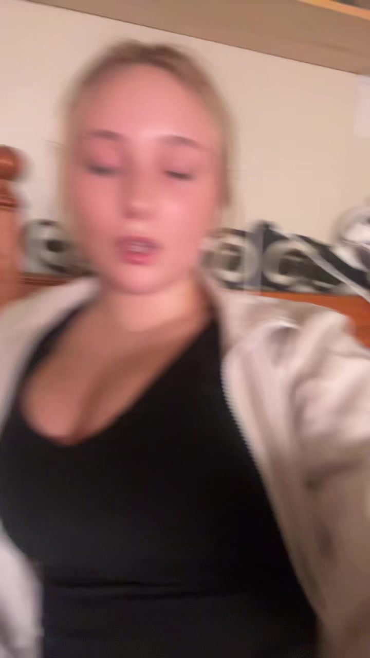 @Jezzibel