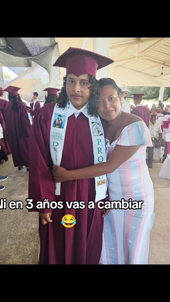 @Ana Laura ❤️💜