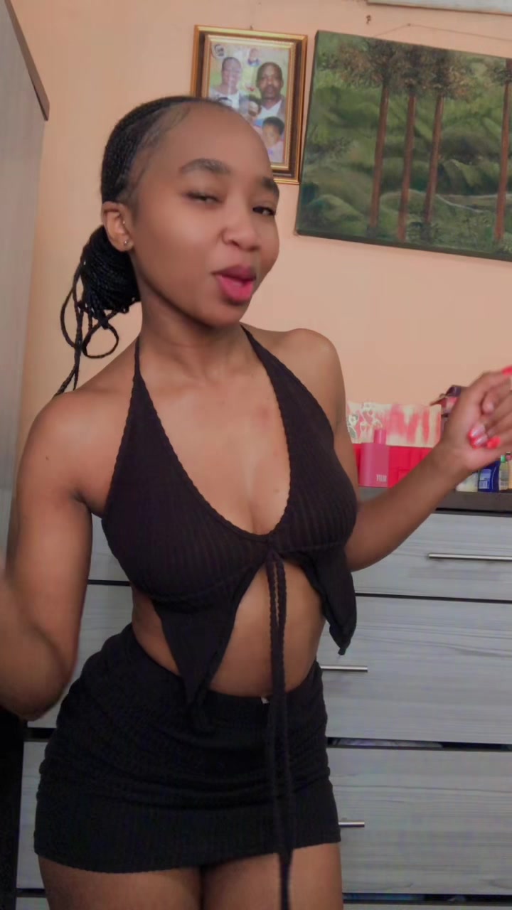 @zee dlamini🫧