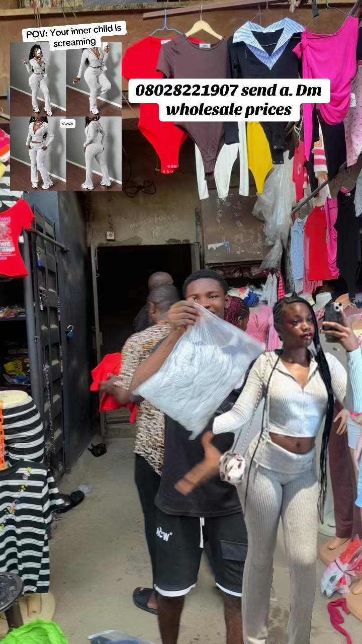 @Cloth vendor in main market🛍️