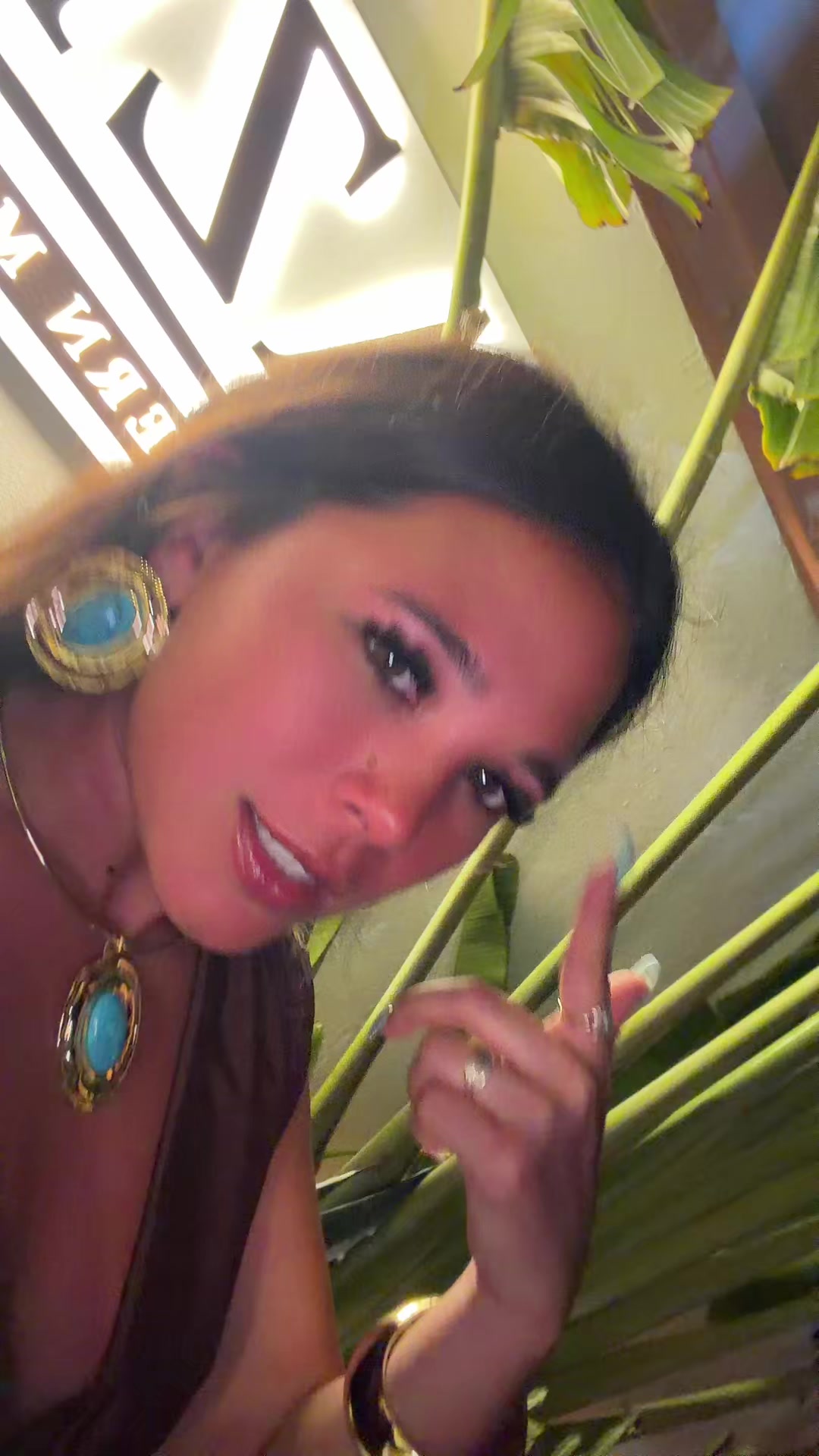 @Megan Sarandos