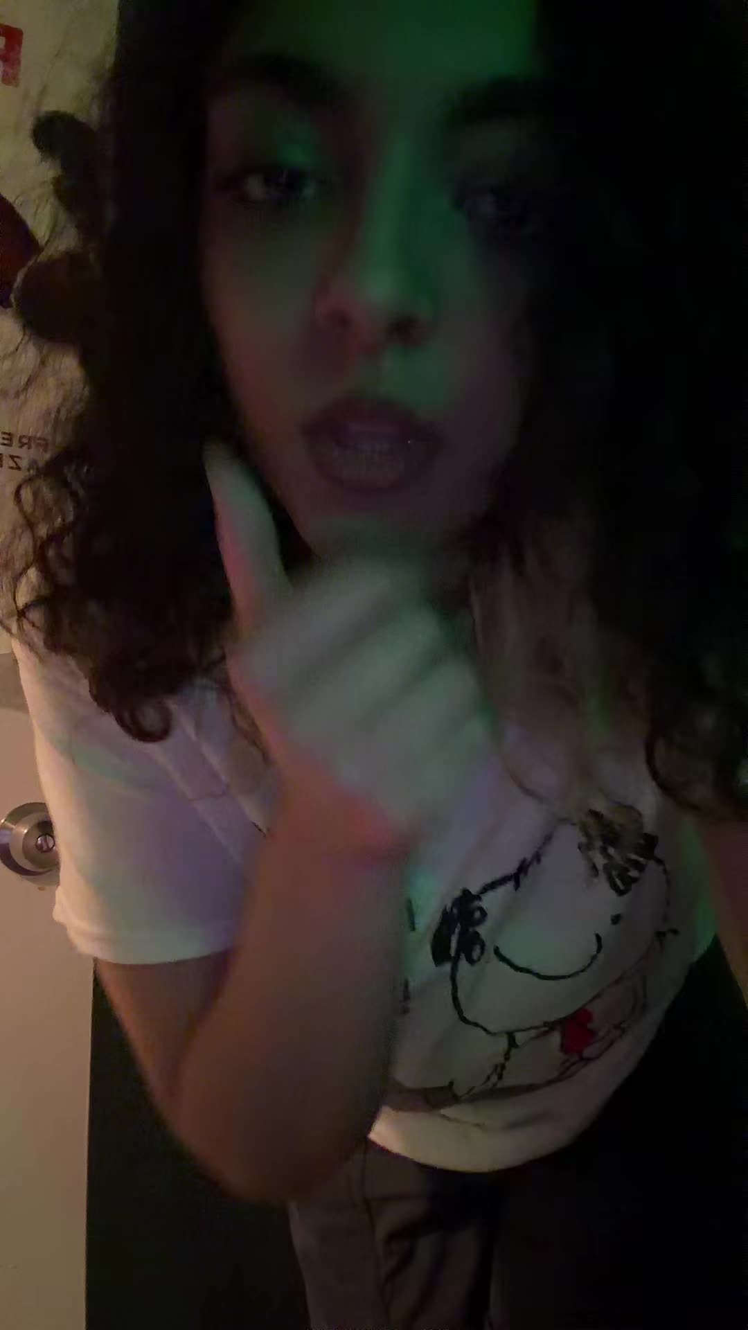 @queeenchickenbutt