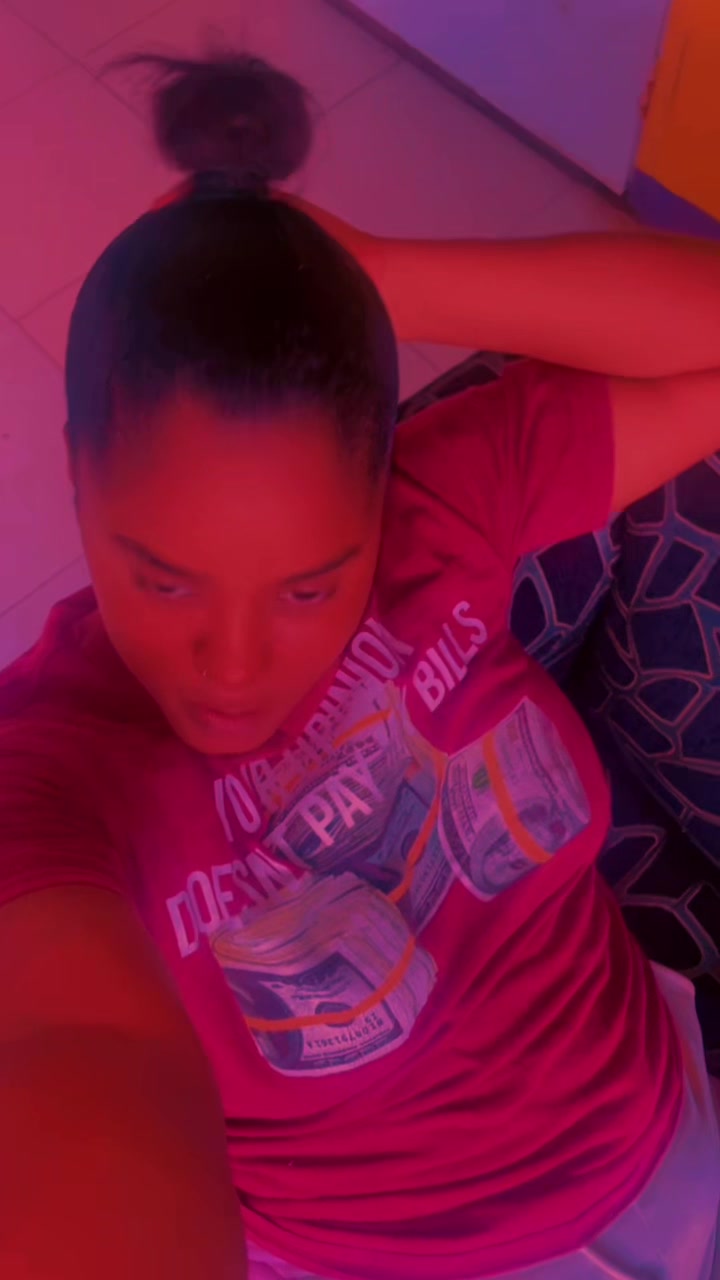 @Tia🥰
