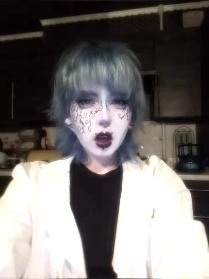 @𝐛𝐚𝐭🕸