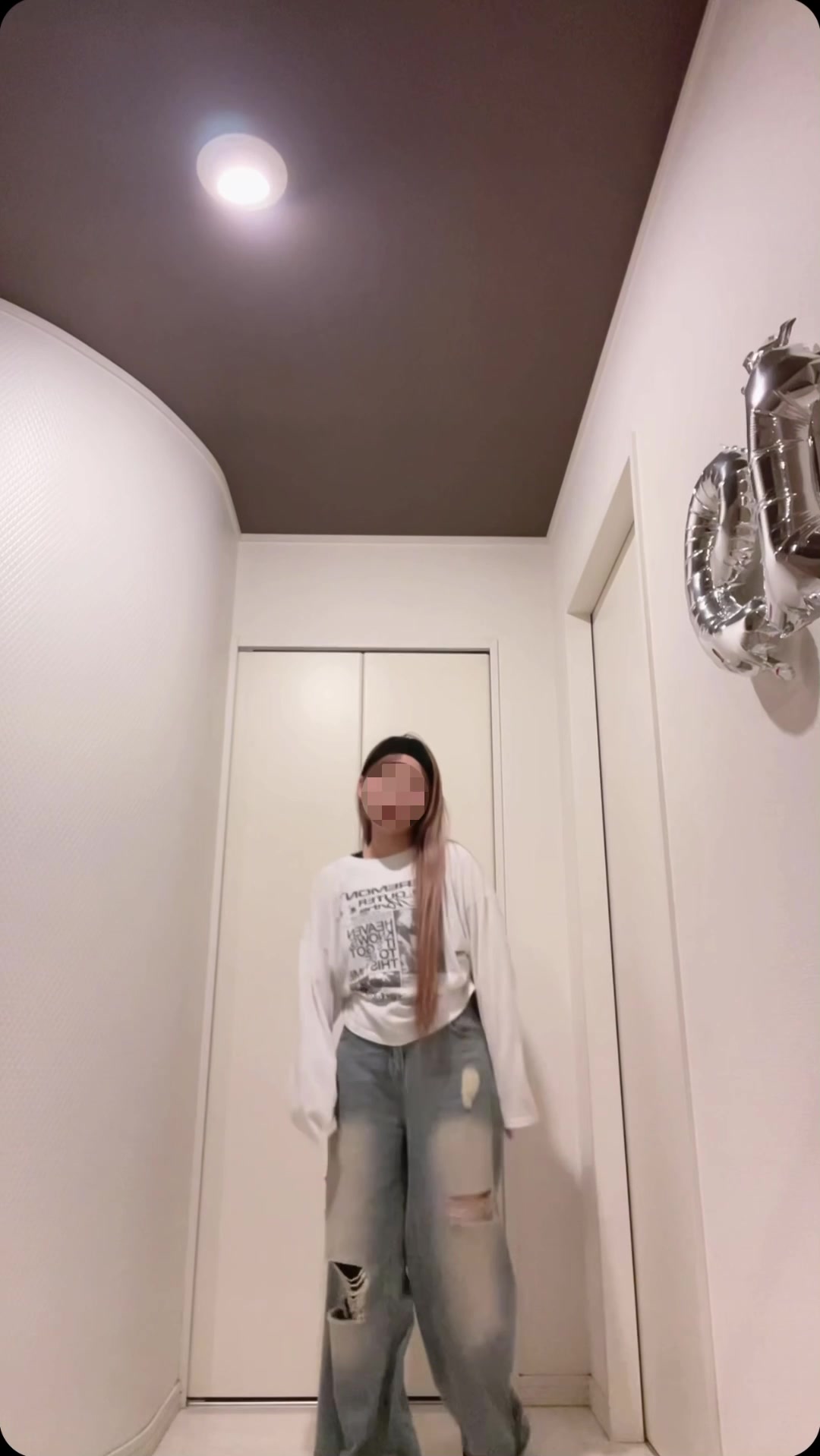 @玲