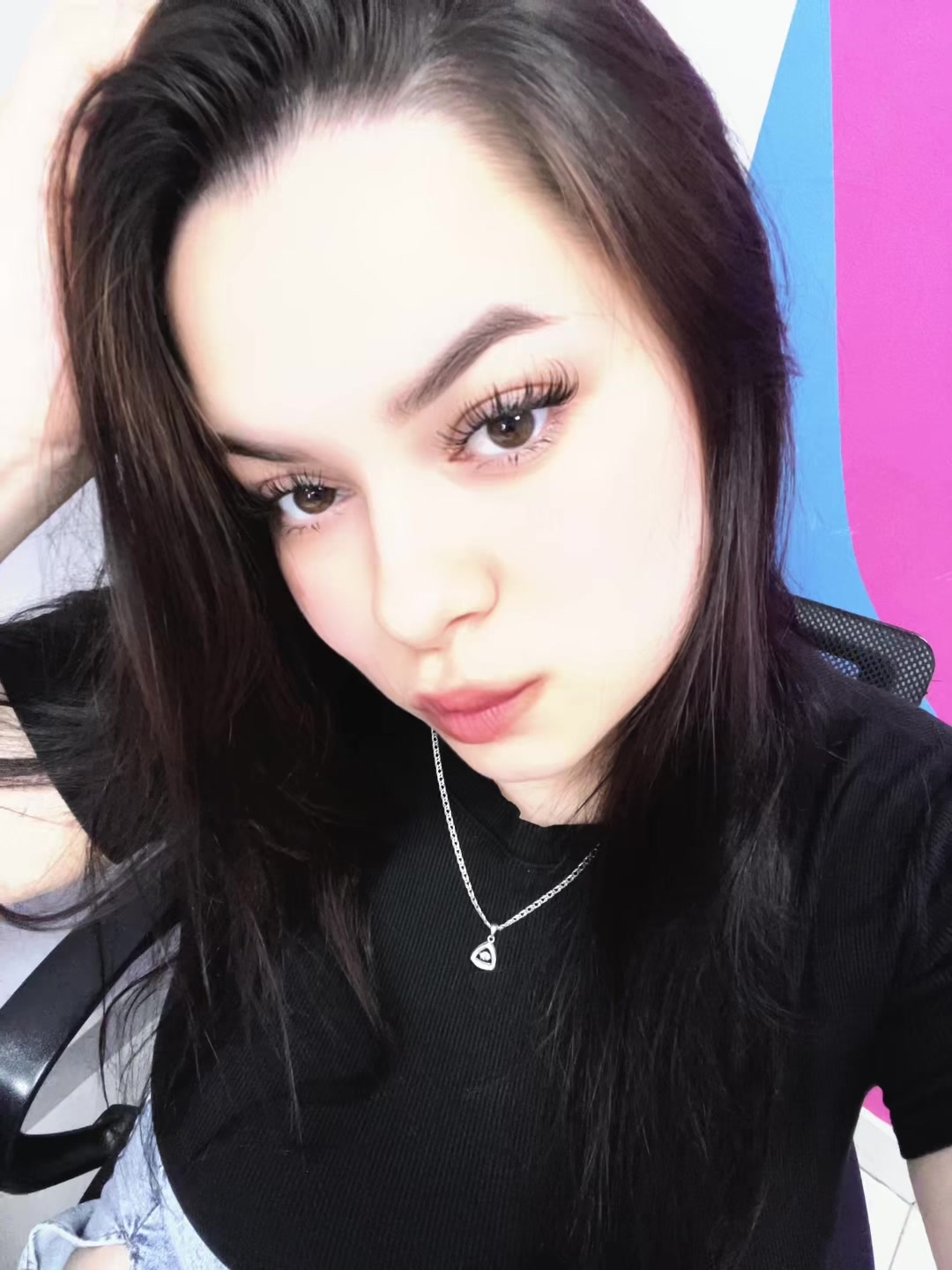 @Angel_25