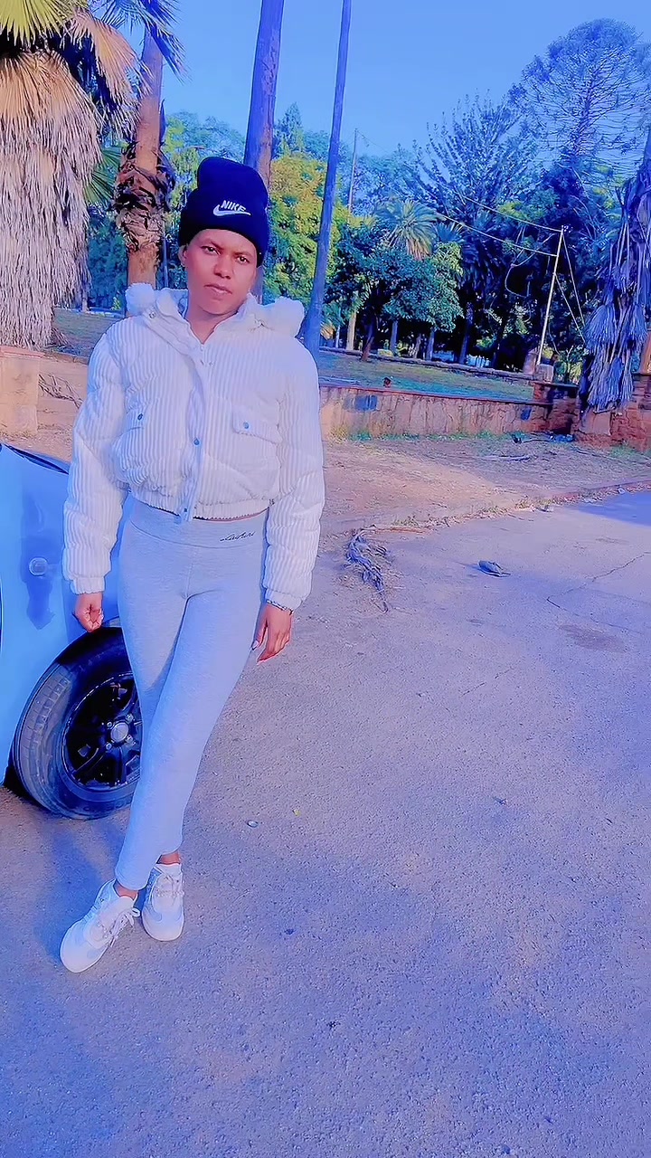 @xoliam