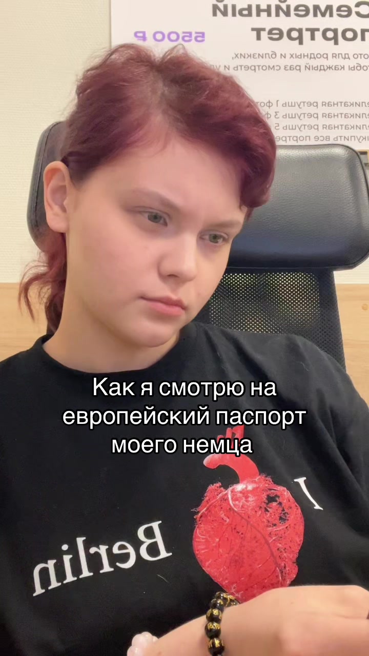 @karolinachecosplay