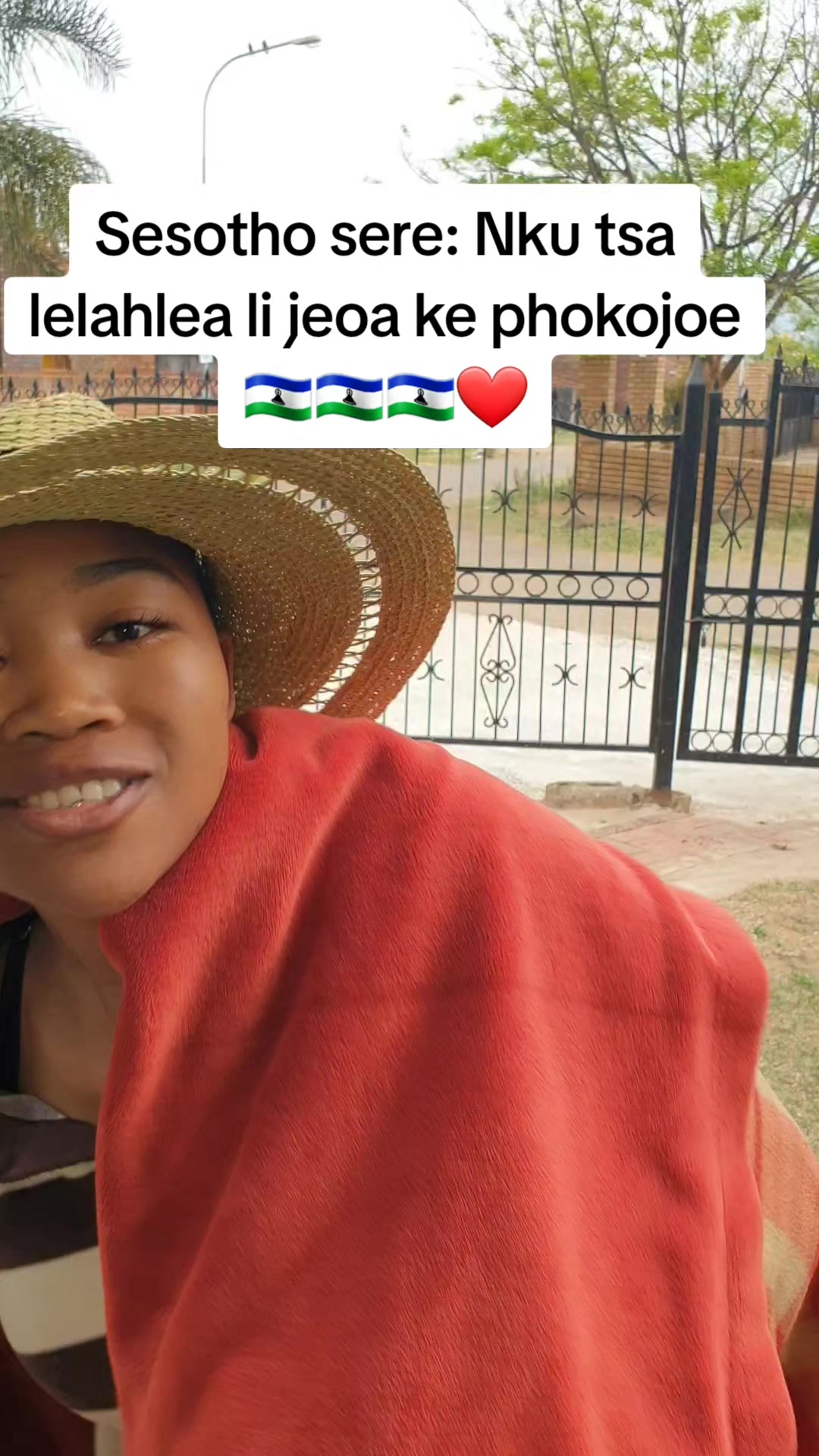 @katbelle