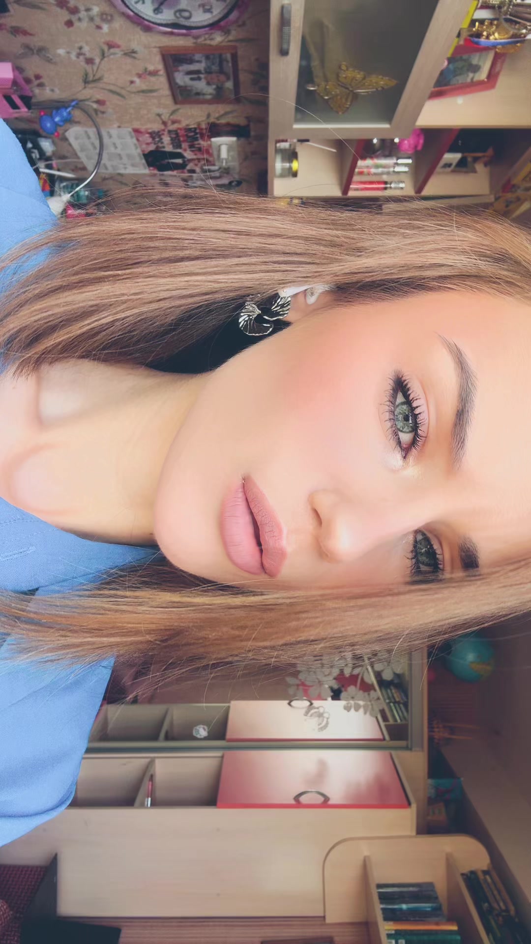 @alli_paz_
